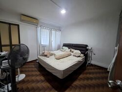 Blk 261 Jurong East Street 24 (Jurong East), HDB 3 Rooms #574676481